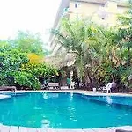 Hotel Royal Q & D 3*