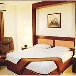 โรงแรม ซันวิว เพลส 3*