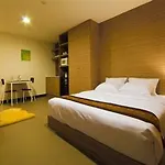 Mooks Pattaya