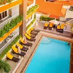 Hotel Family 4*