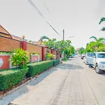 Momo Villa