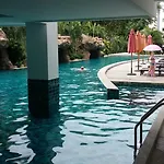 Club Royal Wongamat Unit 1401 Apartment *