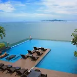 Wong Amat Tower By Youholiday