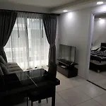 Apartment Tropicana