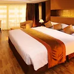 โรงแรม Nova Gold