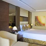 โรงแรม Nova Gold