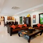 Palm Grove Resort, Pattaya