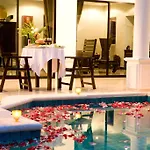 Palm Grove Resort, Pattaya