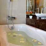 Luxury Seaview The Peak Towers 200m To Apartment *
