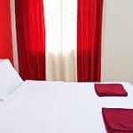Jomtien Condotel Villa By Nelly