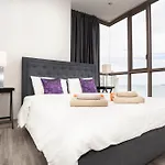 Dasiri Sansiri Baan Plai Haad Premium