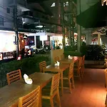 โรงแรม W14