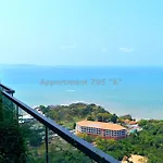 Luxury Seaview The Peak Towers 200m To