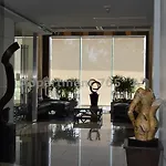 Apartment Luxury Seaview The Peak Towers 200m To