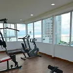 Serenity One Bedroom Apartment By Moon