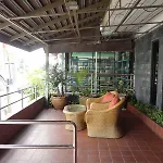 Roof Garden Inn