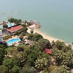 The Palm Wongamat Apartment