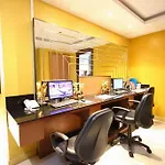 โรงแรม Nova Gold 4*