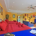 Villa Sharrow Bay Pattaya
