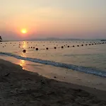 Pattaya Casa Espana Condo By Lin Hui