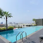 The Chezz Central Condo By Favstay