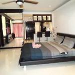 View Talay 6 Condominium
