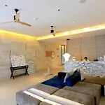 Best Centric Sea Suite