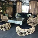Private Luxury *