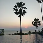อพาร์ทเม้น The Palm Wongamat Pattaya