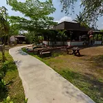 Cowboy Farm Resort Pattaya