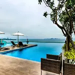 Wongamat Tower Condominium Pattaya