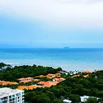Cozy Beach View Apartments