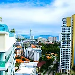 Cozy Beach View Apartments