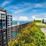 Central Pattaya Residence-The Base Condo