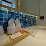 Deep Blue Z10 โรงแรม Pattaya