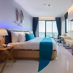 Deep Blue Z10 โรงแรม Pattaya
