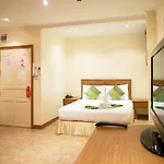 โรงแรม Secrets 3*
