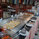 โรงแรม โรงแรมรอยัลพาเลซ