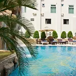 Lk Metropole โรงแรม 3*