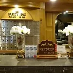 Aa Hotel 2*