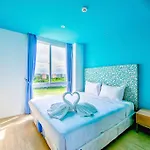 Atlantis Jomtien อพาร์ทเม้น *