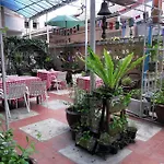 Dragon Boutique Apartment