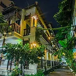 สุทัศน์ คอร์ท 4 โรงแรม