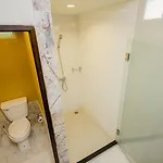 Tamnak Beach House