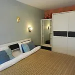 Neocondo โรงแรม