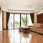 Phoenix Lakeside Pool Villas