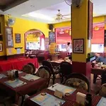 Robin's Nest & Restaurant Pattaya