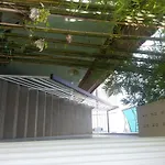 Yiasu Bed And Breakfast