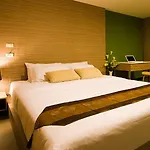 Mooks Aparthotel Pattaya