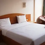 โรงแรม P72 2*